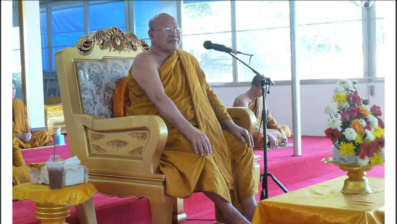 บรรยากาศการแสดงธรรมของพระอาจารย์